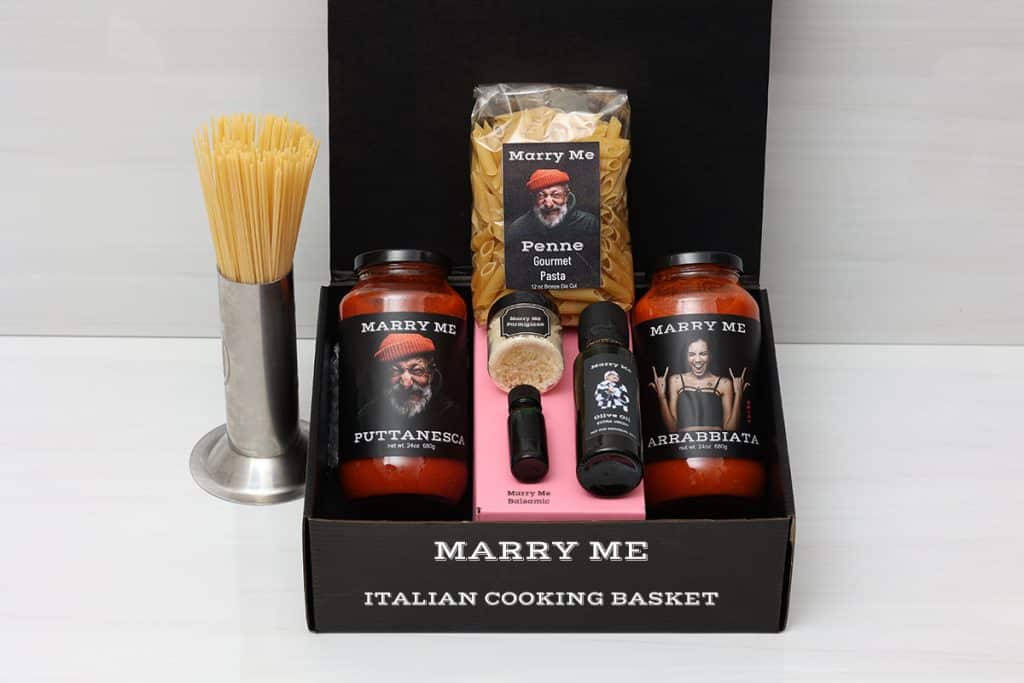 Italian cooking gift basket with gourmet sauces, bronze die cast pasta, Parmigiano, balsamic and olive oil — Marry Me Brands